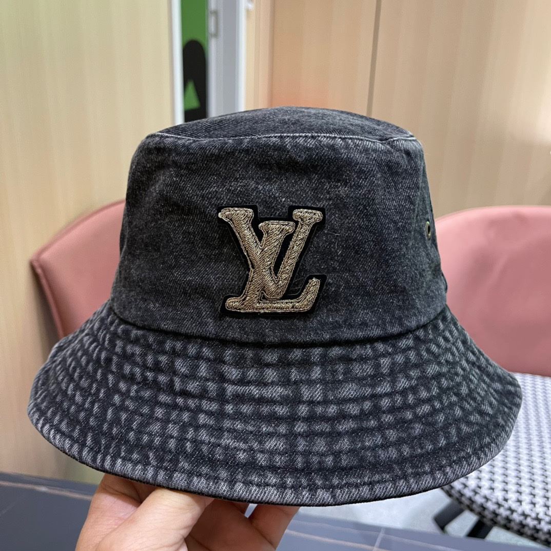 Louis Vuitton Caps